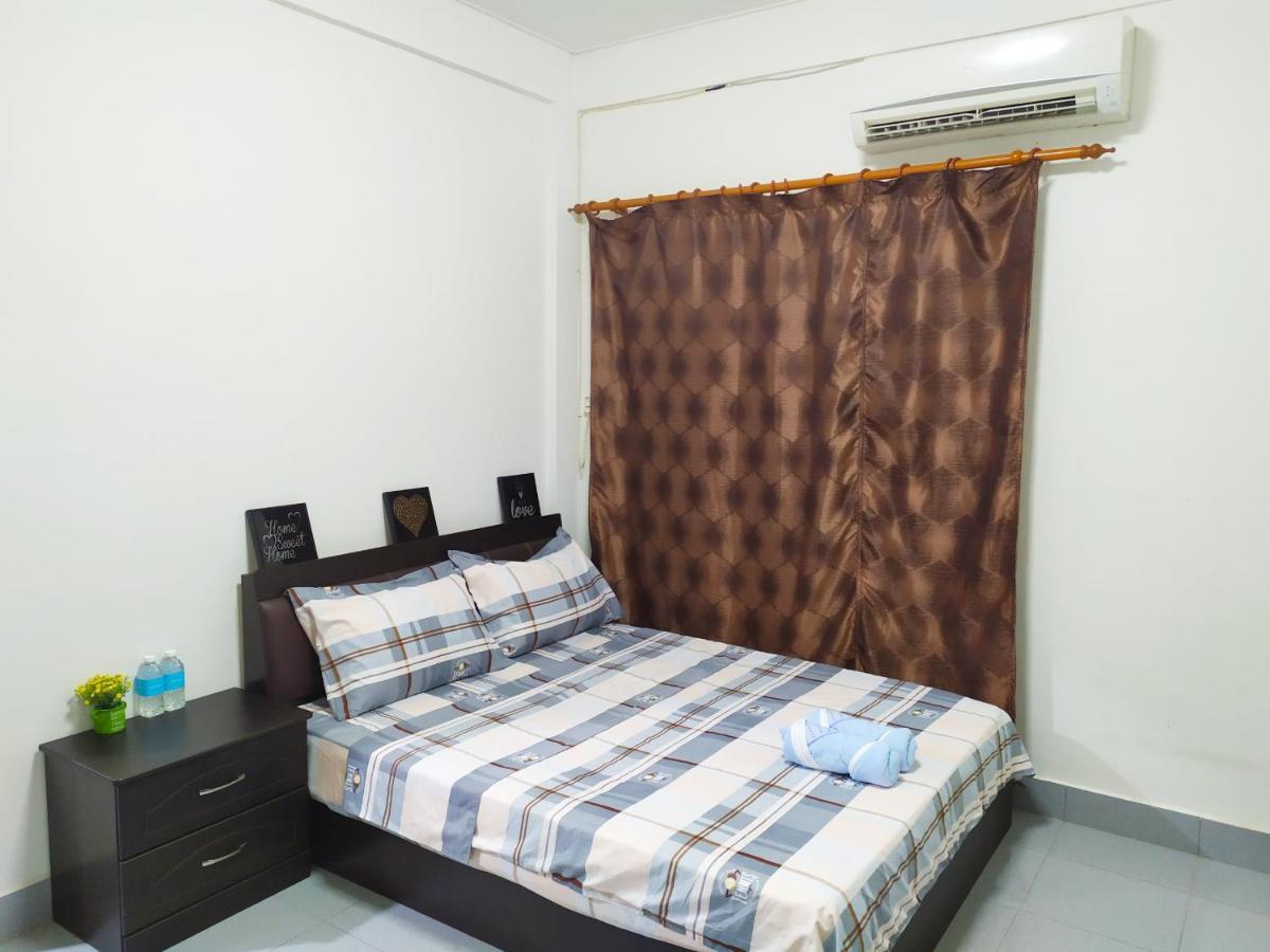 Victoria Homestay Sibu - Next To Shopping Complex & Large Car Park Area With Autogate 외부 사진